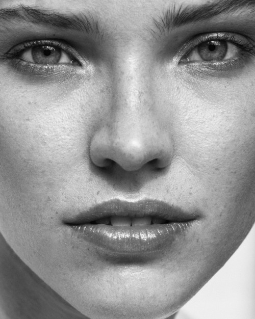 gracious-portrait-scoubidou-ouah: 21086565
