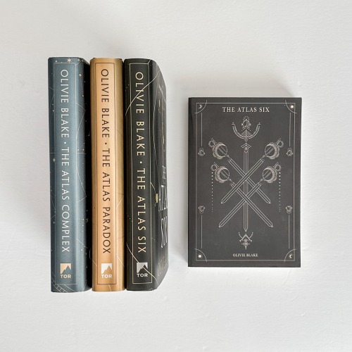 ✩🕯️📜Series Review: