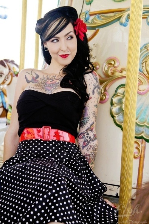 altern-pinup:  Alternative pinup girls http://bit.ly/1awcnsl 