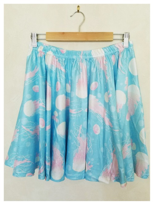 mayakern:good news, guys! i just listed the skirts i have in stock in my new store!a couple of them 