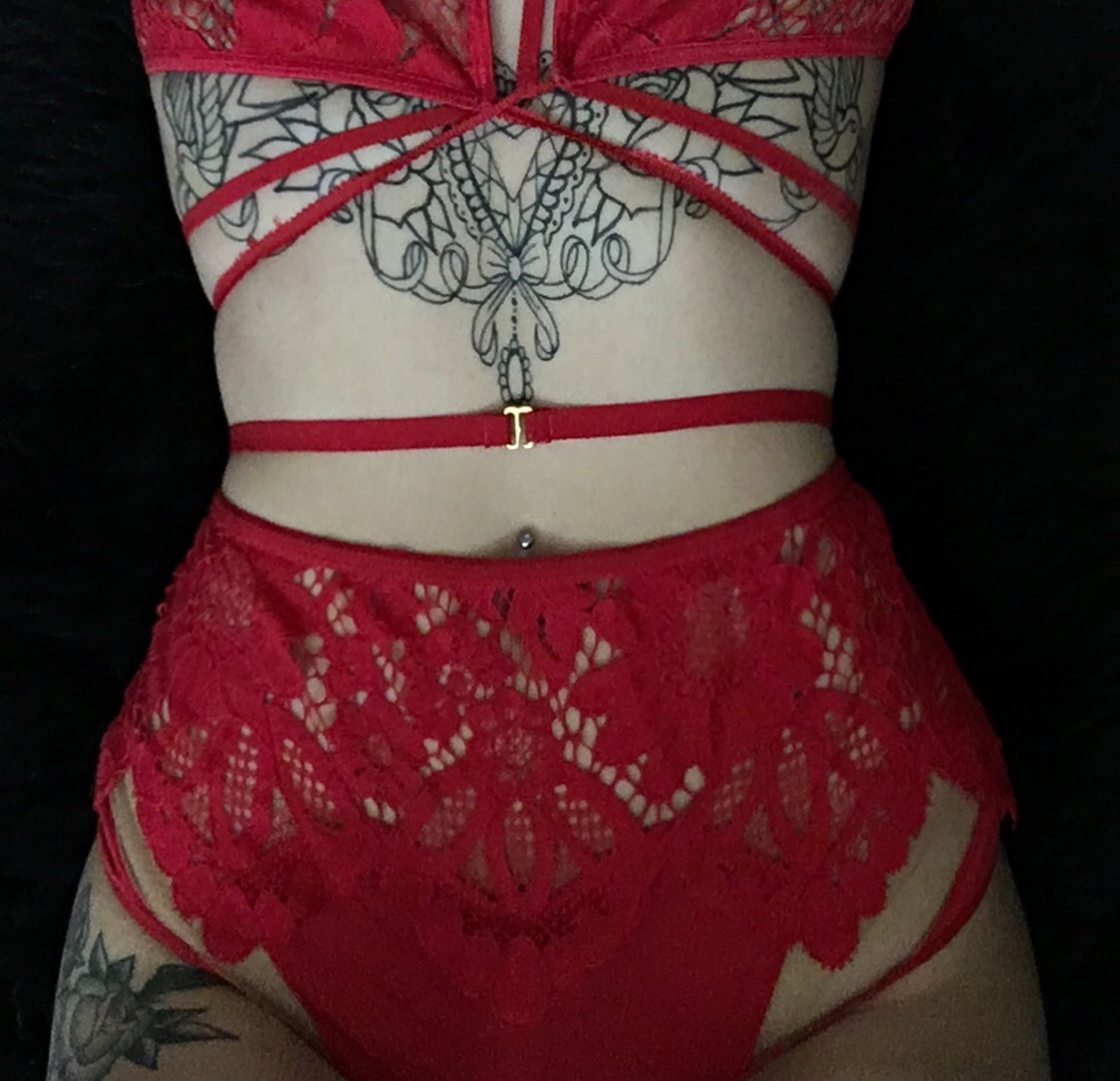 silkslut:  Red is so pretty