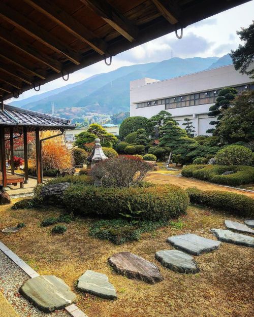 暁雨館（旧山中氏庭園）[ 愛媛県四国中央市 ] Gyoukan Garden, Shikokuchuo, Ehime の写真・記事を更新しました。 ーー俳人 #小林一茶 も訪れた豪農屋敷に江戸時代中期