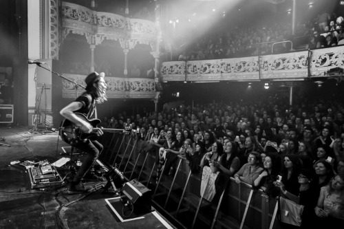 Good luck to James Bay who is nominated for 4 awards at tonight’s Brit Awards in London. Image © Pau