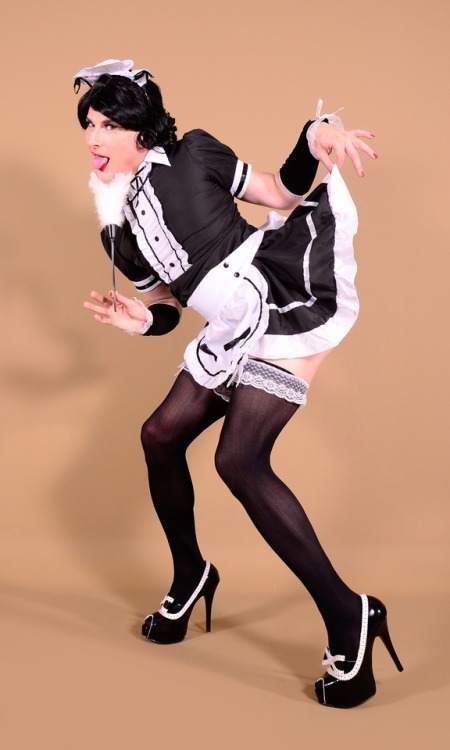 cosplay maid