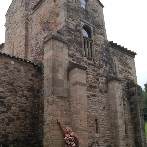 Conjunto monumentos.  (en Asturias, Paraiso