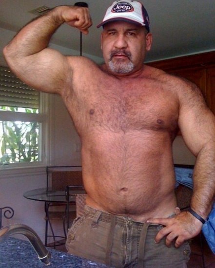 butchnmanly:  olivierkikoux:  Real butch daddy fuuuuucker ! Yeeeeaaah kill me ass