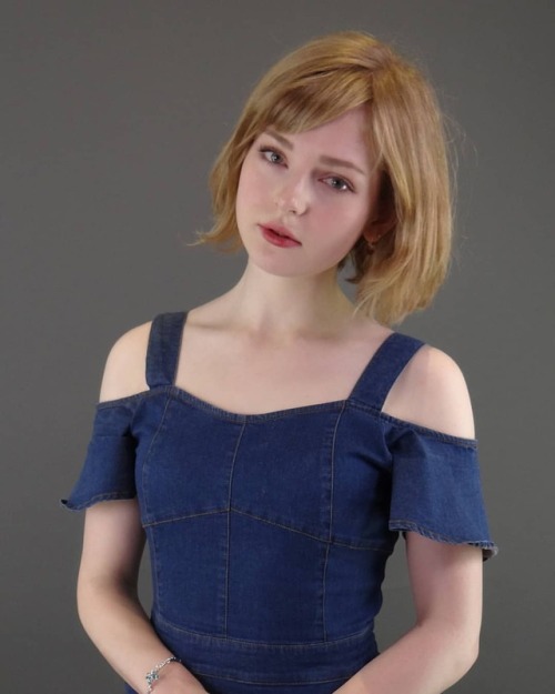 ellafreyafantasy: Ella in blue.Reminder: I am not Ella. I just post her photos from around the inter