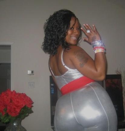 jazziedad:  Debra ‘s HIPS….  CurvyLicious ♥♥