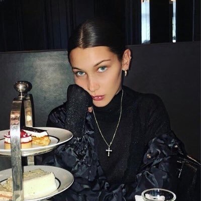 22iconsday: bella hadid layoutslike or reblog if u save/use:))