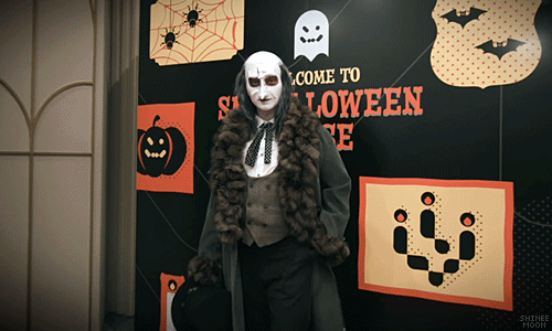 SM HALLOWEEN HOUSE 2021 Behind The Scene ONEW The Penguin