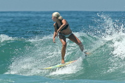 Surf Girls