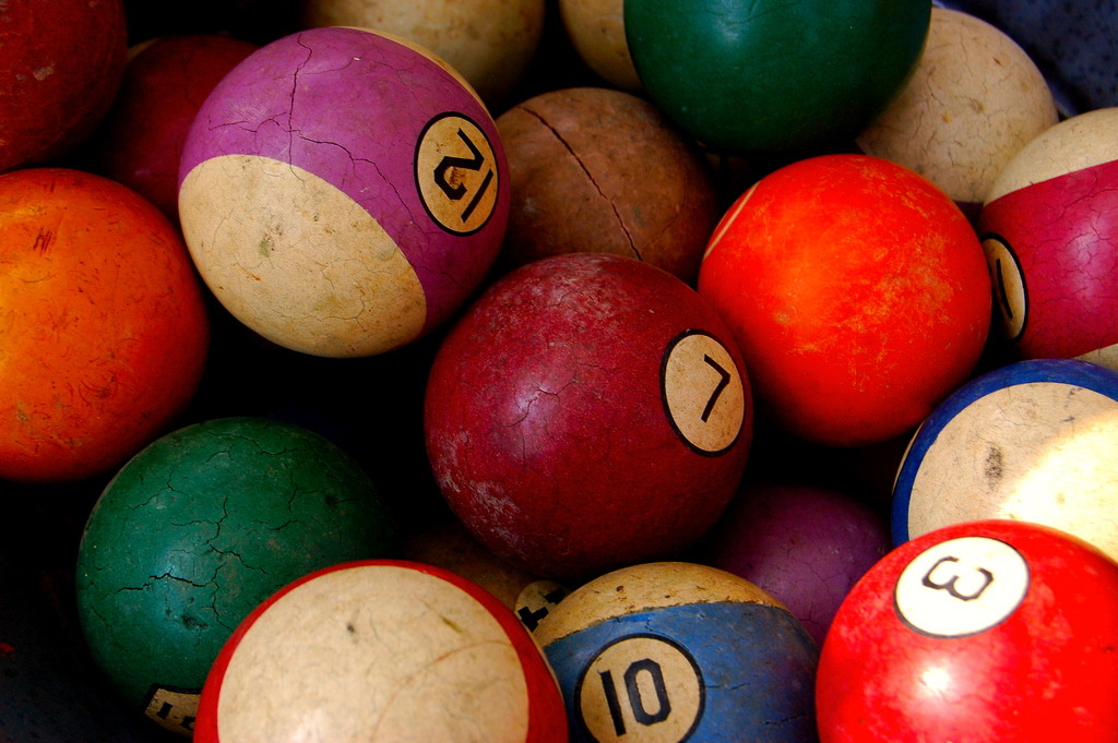 lensblr-network:  Unique Sidewalk Sale #2 / Numbered Balls / Philadelphia / October