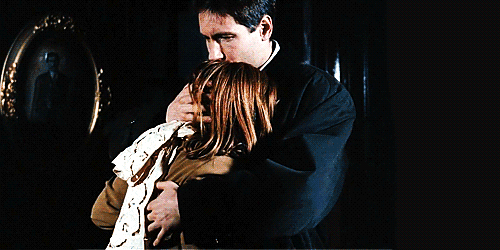 flyingduchovny:  When people say Mulder doesn’t deserve Scully…Fuck ya’ll,