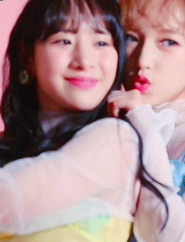 kimhyunjung:seola // happy moment jacket making (pt.2)
