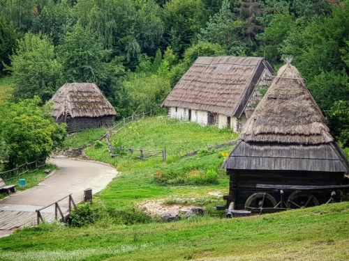 PİROGOVO AÇIK HAVA MÜZESİ / UKRAYNAPyrohiv ya da Rusça adıyla Pirogovo köy&u