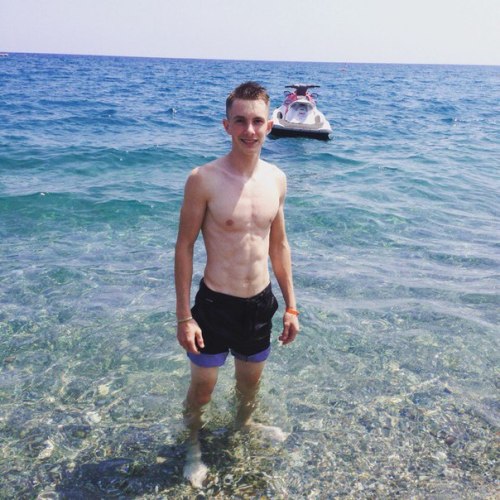 http://russian-boys.tumblr.com/post/162041781440