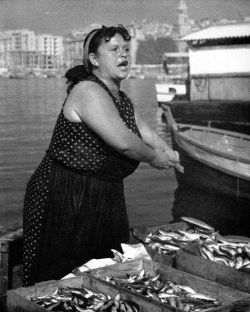 emigrejukebox:  Kees Scherer: Fishwife in