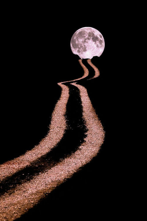 lori-rocks:Path to full moon..via pinterest