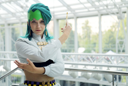 Fem!Kishibe Rohan | Photography, thank you! I cosplayed as genderbend Kishibe Rohan at Tracon X last