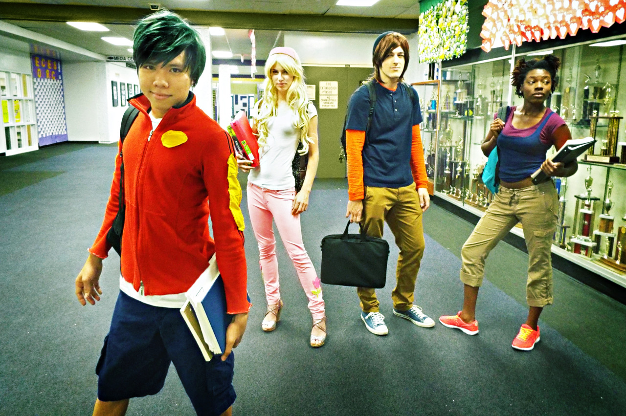 rufiozuko:  cafededuy:  American Dragon: Jake Long Cosplay These are some of the