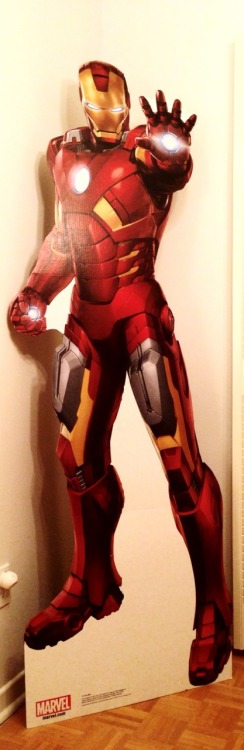 kayytx:  IRON MAN CARDBOARD STANDUP GIVEAWAY Okay, so I got this cardboard standup for my birthday a
