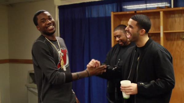 purpleshirtedeyestabber:  dr-martin-louis-the-king-junior:  Meek fake as fuck  Exactlyyyyyyyy