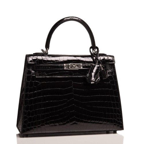 tomfordvelvetorchid: Hermes Black Shiny Niloticus Crocodile Kelly Sellier 25cm $61,375