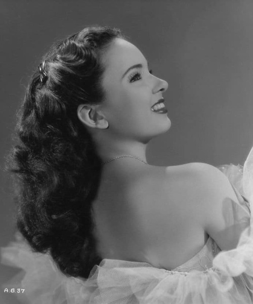 Ann Blyth Nudes &amp; Noises  