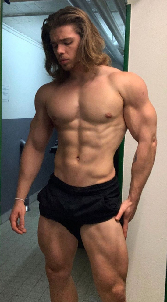 fitnessbeliever:Physique Goals. Makes my adult photos