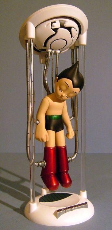 starsfive: Astro Boy Vinyl Figure