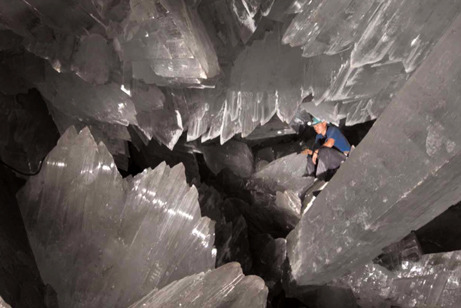 fuckyeahmineralogy:  The Cave of the Crystals is a cave underneath Chihuahua, Mexico that contains giant selenite (a polytype of gypsum, CaSO4·2 H2O). These huge crystals are able to form due to the high humidity and temperatures (over 100°F and near