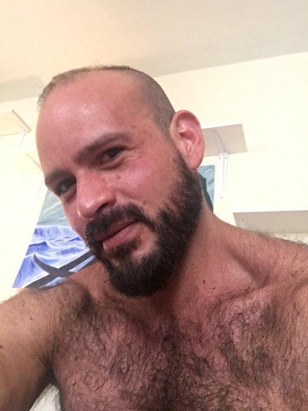 gmccowboy47:  bearyfellas:  🐻 sometimes you just need a bearyfella 🐻 bearyfellas.tumblr.com