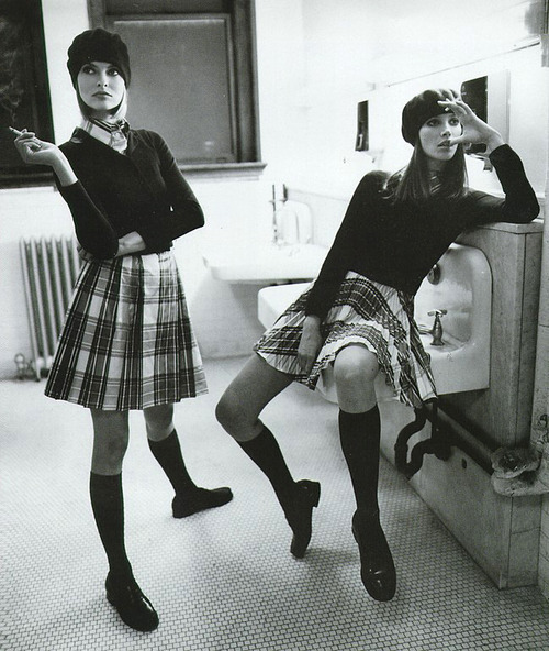  Linda Evangelista and Christy Turlington by Steven Meisel for Vogue Italia, March