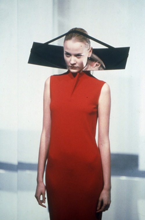 80s-90s-supermodels: Hussein Chalayan A/W 1998Model : Danita Angell  