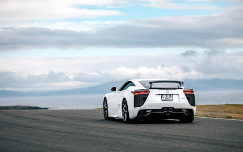 wrooom:From Dubai To Wales. “Lexus LFA”By Alex Penfold