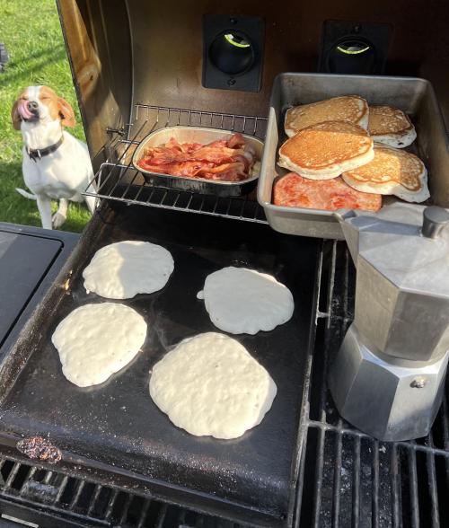 thefoodadvice:  [homemade] bacon, ham steak, and pancakes with my gigantic moka pot. I love cooking outdoors! Zee approves by mazdawg89#love #foodpic #tasty #breakfast #cooking #delicious #yummy #foodstagram #foodblogger #foodporn #instafood #foodie #food