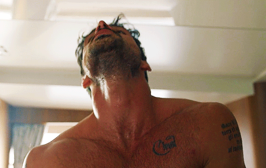d7551149e602f711ea41f6cfa648f4e022c4d71e.gifv