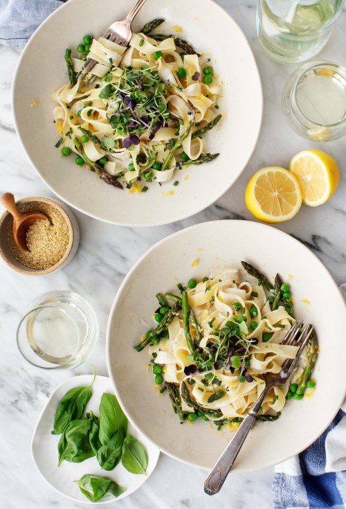 tagliatelle with asparagus and peas · love and lemons