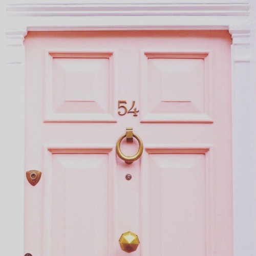 buttterbeer: Honeydukes  Honeydukes is a legendary wizarding sweets shop famous for its chocolate an