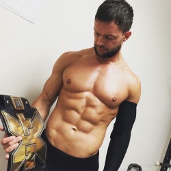 unstablexbalor:  wwenxt: #NXTChampion Finn