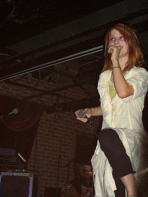 saremo-invincibili:Hayley Williams: Onstage 2005-2014