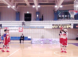 jeonsshi:Yoongi: The basketball starJimin: The lovestruck fan