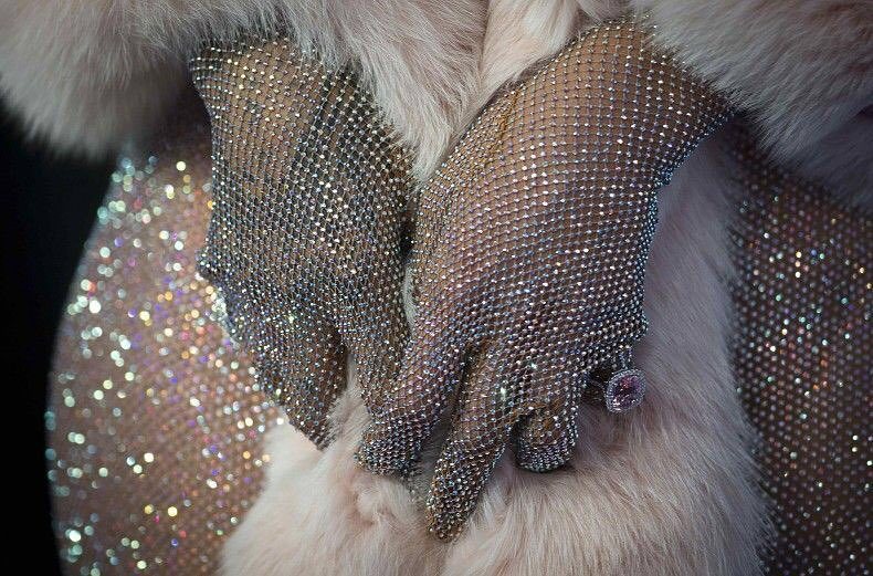 ilovemimililoves:  @badgalriri #wattson by watts.on http://ift.tt/1VtvQTS 
