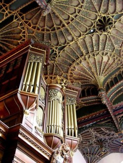 ghostlywatcher:    Brasenose College Chapel. Oxford, England. 