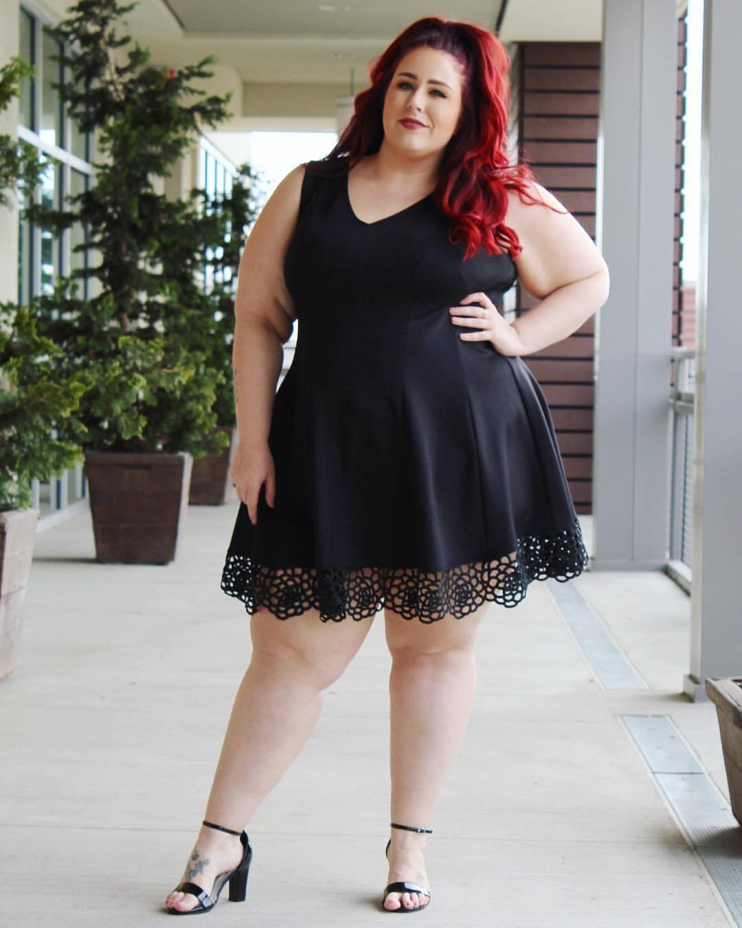 Curves, Curls And Clothes — New blog post!!! This @dressbarn dress is ...