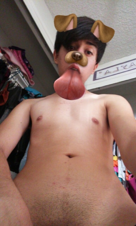 mariodoll69:  Just chilling cant wait till i have my own room so i can be naked 24 7 and for the anyomus that asked to take more selfies. Your welcome.