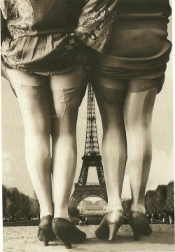 maudelynn:  Amazing 1920s French Postcard via http://halloleidenschaft.blogspot.com 