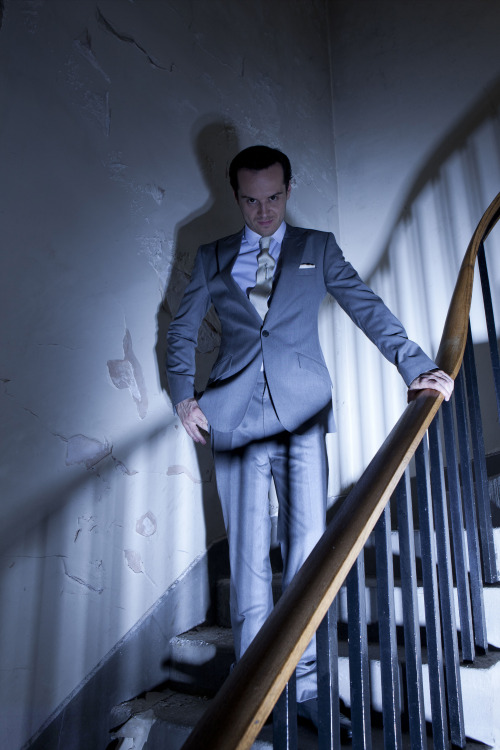 nixxie-fic:Season 2 Promo Pictures - Andrew Scott as Jim Moriarty from BBC Sherlock -  SHQ Clic