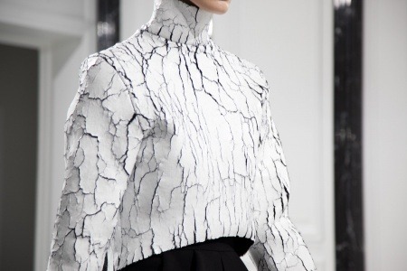  tineea:  il-est-mon-destin:   Balenciaga Paris Ready to Wear Fall/Winter 2013  