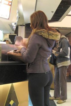 yoga-pants-girls-love:  Want to see some